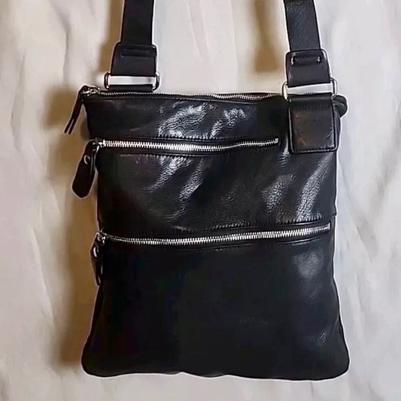 MARGOT Black Leather Messenger Bag 2 Ext. Front Zipper Pockets Top Zip Closure - Picture 6 of 17